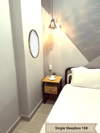 单人间(共用卫浴,无窗) — Khoi Hostel